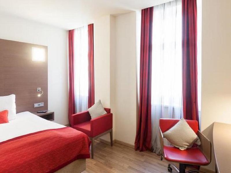 D80E6B935C93698EB500A284175A8CC4