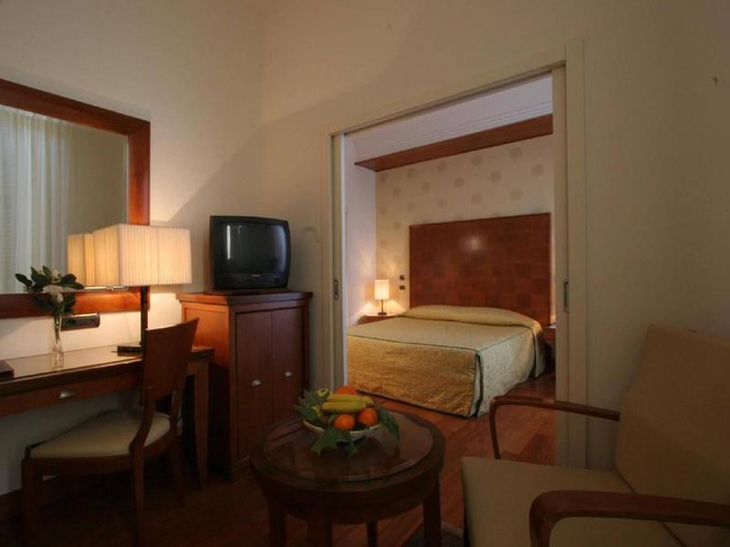 E161022E557B67DB39DE7721632527D0