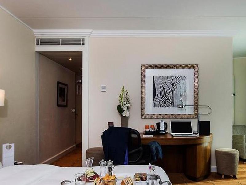 BF8059FE55B888AB998D88CCFAA06E73