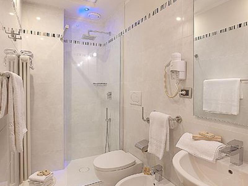 7E48B214EAA70512127695678F425DD7