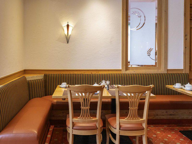 91FCE35FB1F555C8F8DD0DDE0520E51F