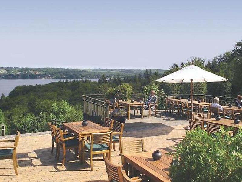 931471C55E971F77A759A23E2C398EDD