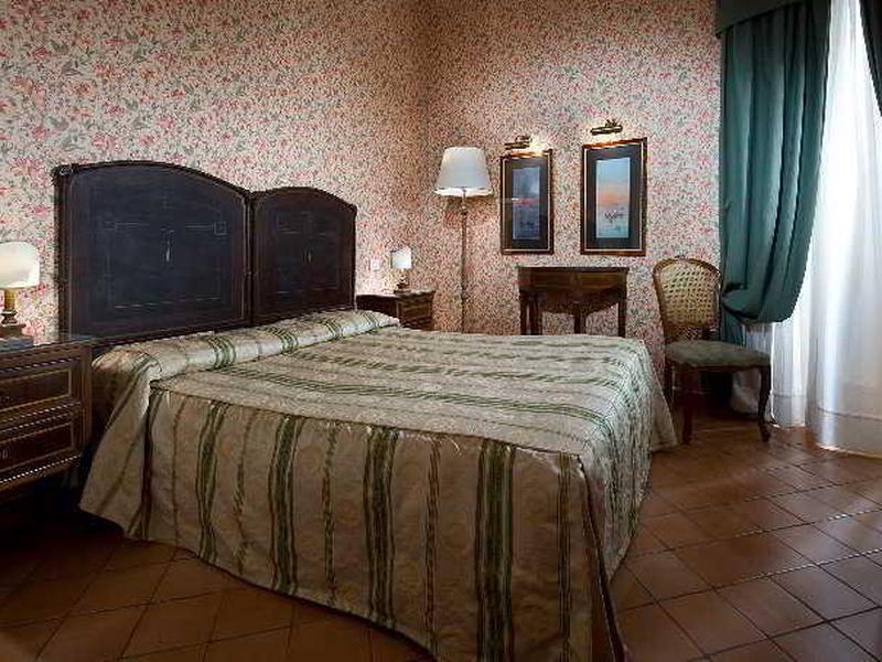 AB6512488134D21595D30BD221D75D71