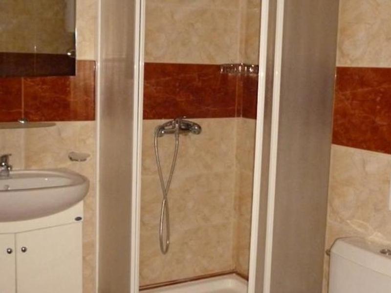 E093B5C5116B2EA1ADFF374FFCD5B444