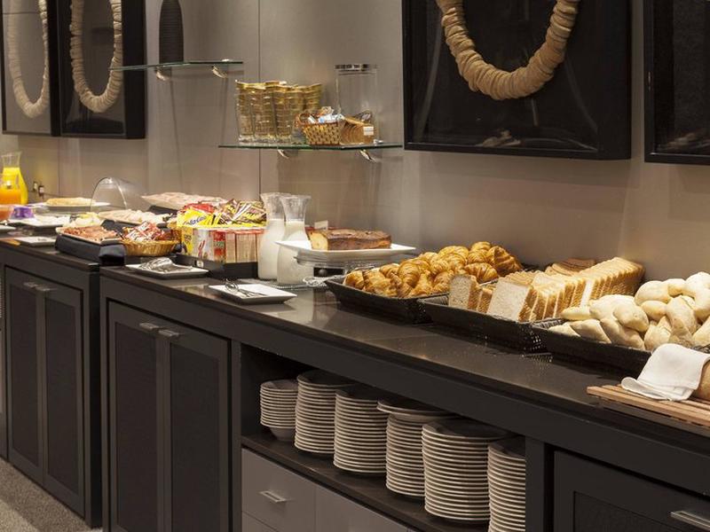 16A45E8AE26DB9569991C3E4ACF9E7BE