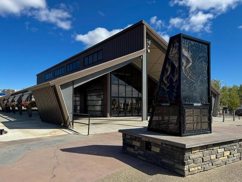 581805F79752B69C894D6B49F89865BB