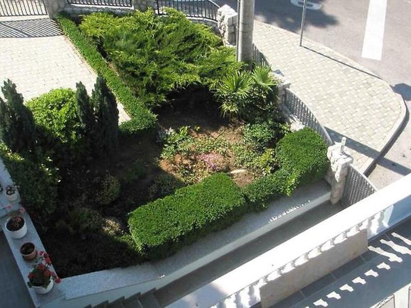 E03FB1ECE2B0F7FAE468A4F4C23EC838