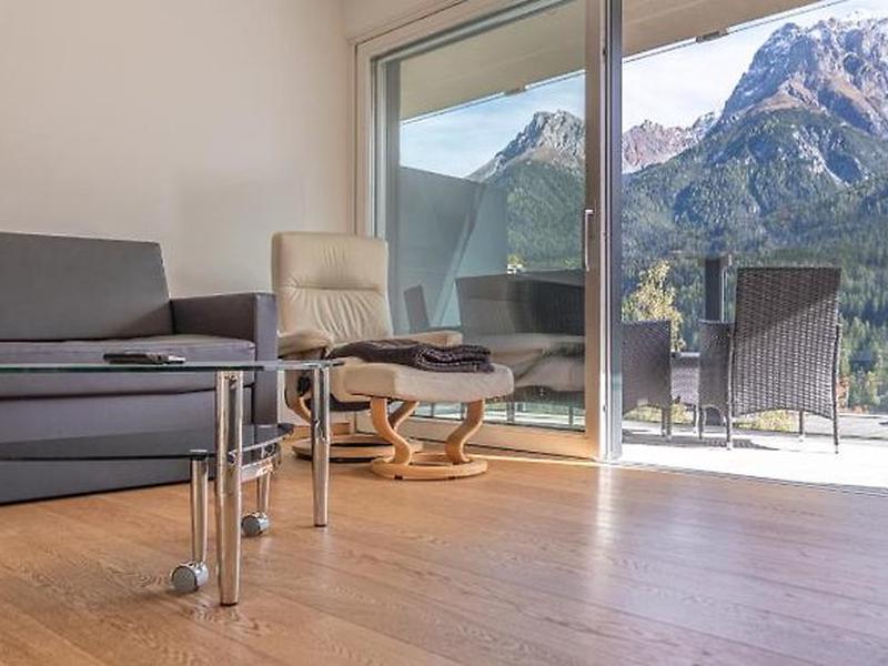 01A0F86C41EF8AA3D168F7BCBD23C502