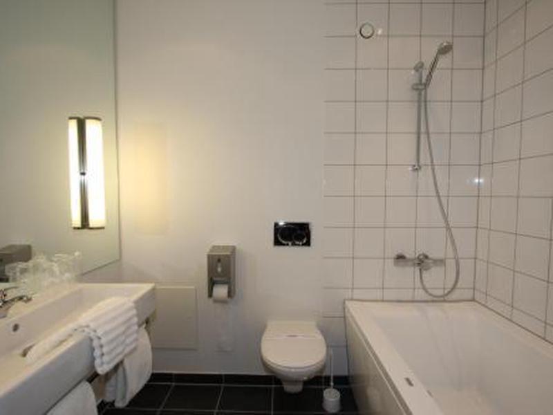 2A37CC1FF20E26407F571DBF4521E58F