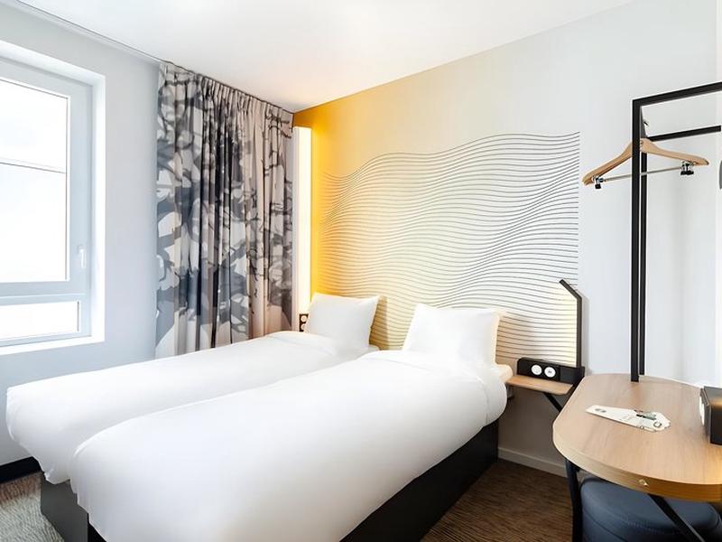 0883DA460BDE78F635F14813C3994221