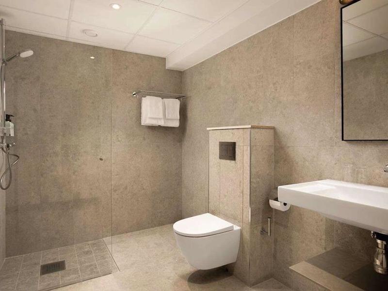 2EE204B4BBD02E004A2A194C945EC0C1