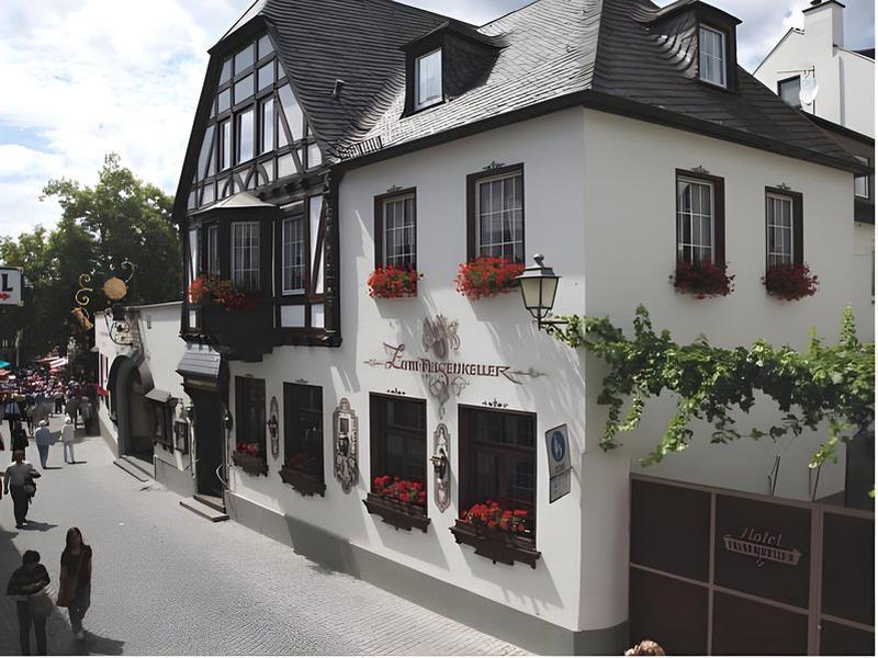 23949DEABF05FC853503E283D1DEB408