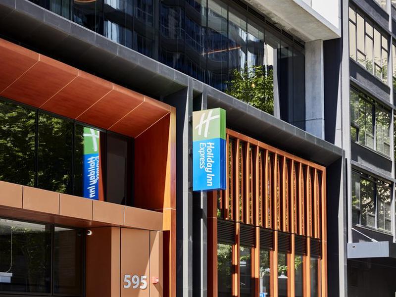 Holiday Inn Express Melbourne Little Collins by IHG