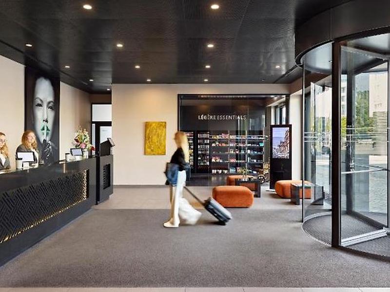 A83F8D68D490E3E91F79B9E076A24C97