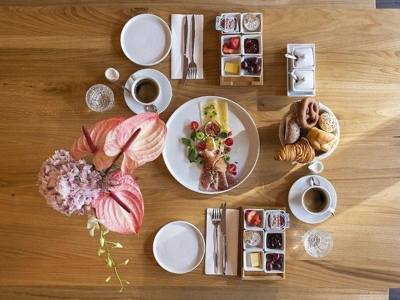 2BF9F42C4C976EA5E5412E574140818E