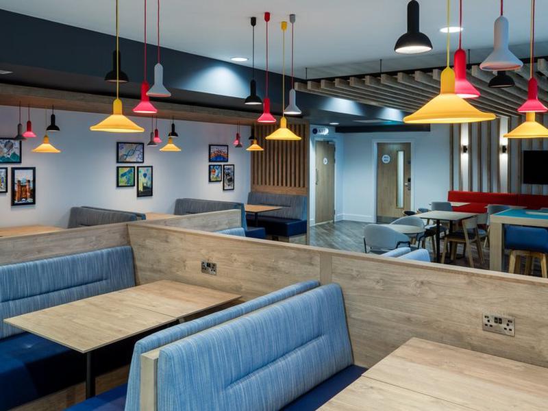 BE9A3DA2CBEB53C72D19EFAE1C841016