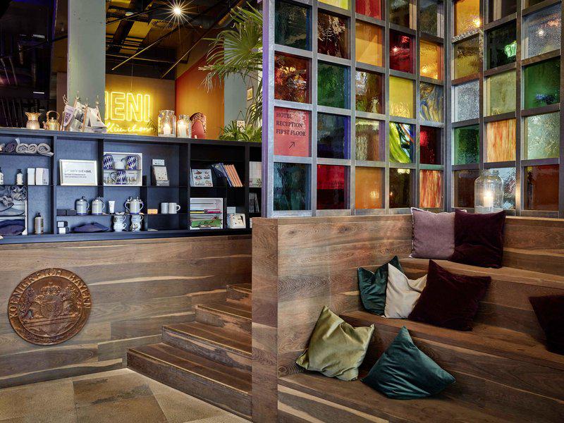 8730A169185C396D98A8DD8015B55DD9