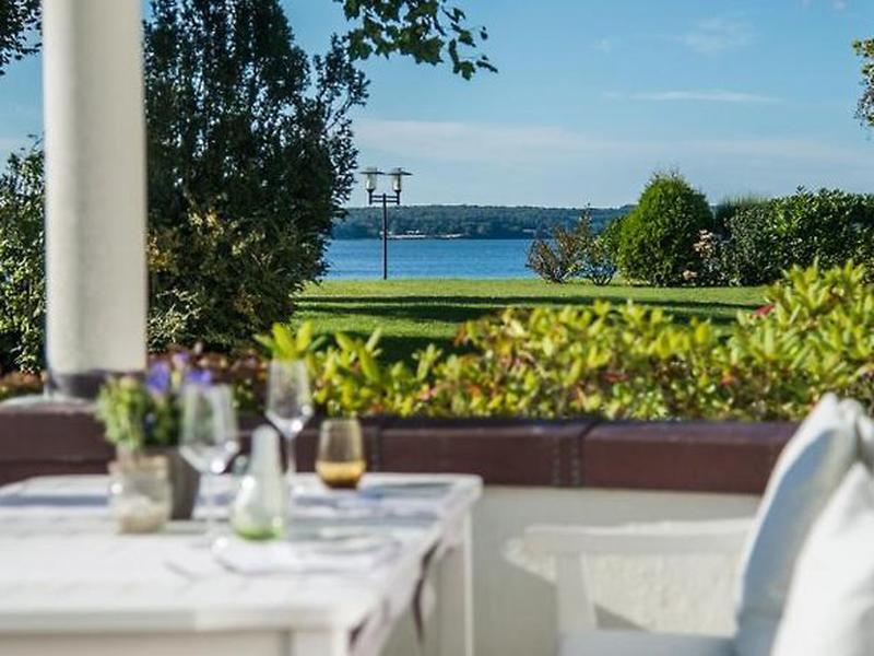 BD2A83509F22460C0DCB49CA93D725B7