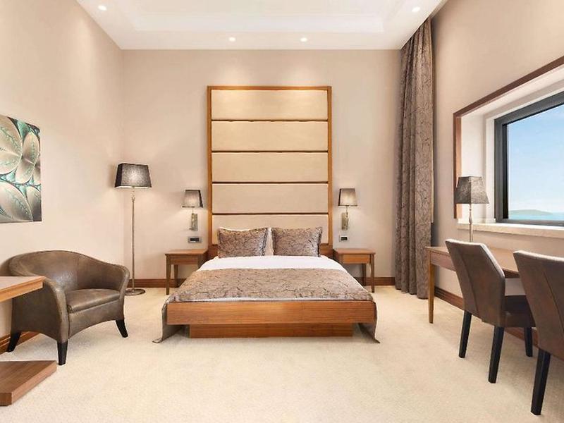 EED90D1DDCCDD6F6EC4998A025E5AAC8