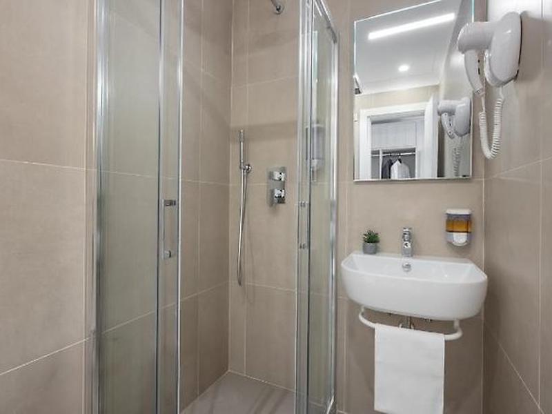 818A6DF9C38406367A9263A6043628B9