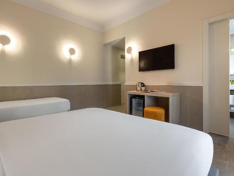 D591F8BFE740F7720386C756122A1A18