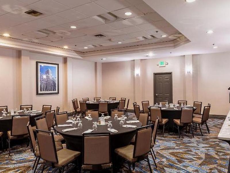 Embassy Suites by Hilton Los Angeles International Airport North