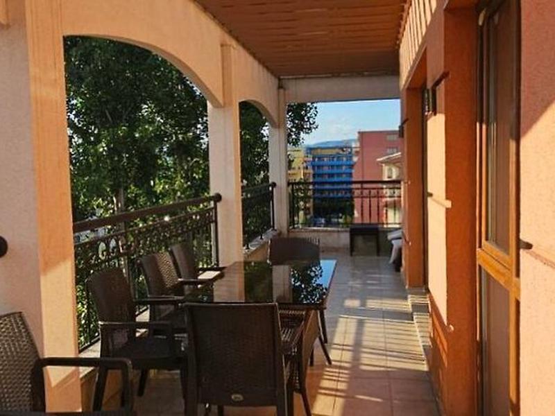 A896F3E867AD954D9007BAF3FAE1013D