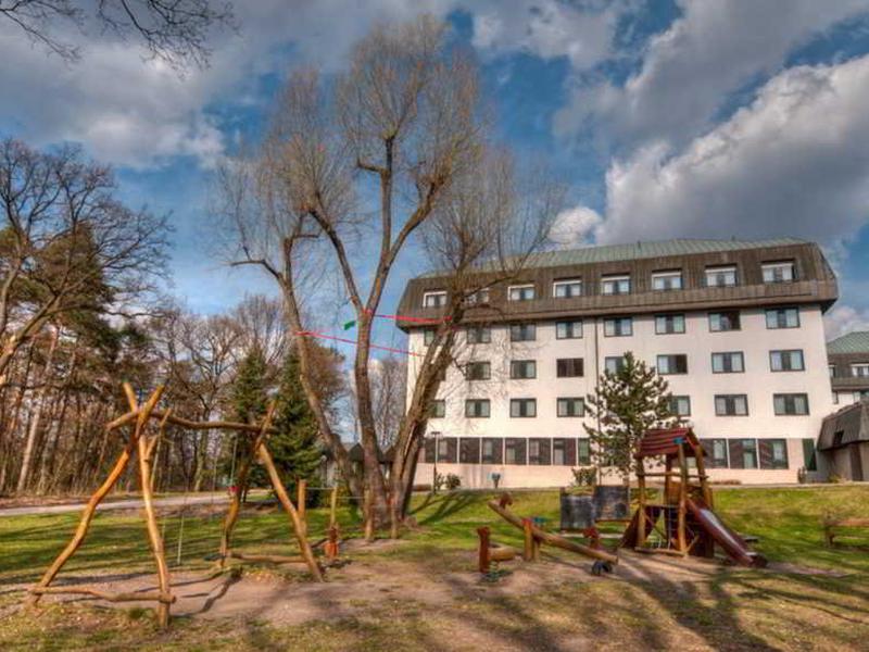 687A991A27356498B9B32CC41C640E3D