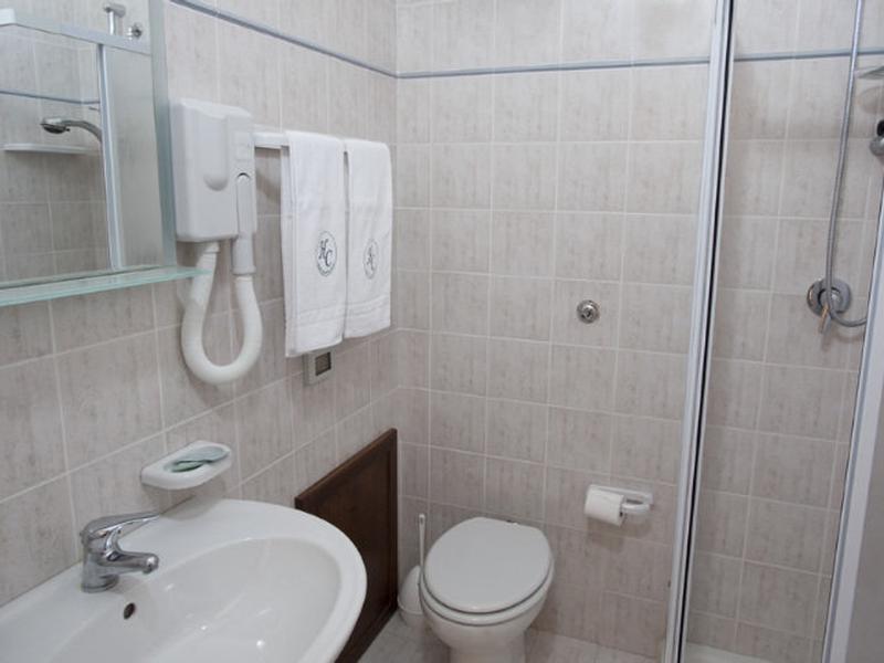 DA4A0B8831BF01714489D810BA6E011A