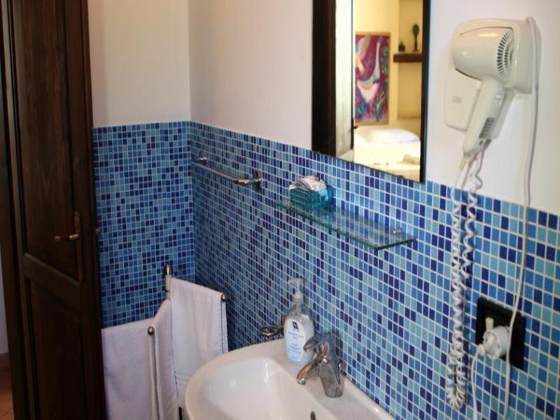 E6231CC19699F03BA02EFFB5EDDC834A