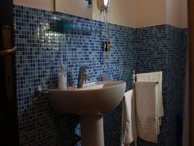 A1443F8BBC1D57D2A6DC80277794AF18