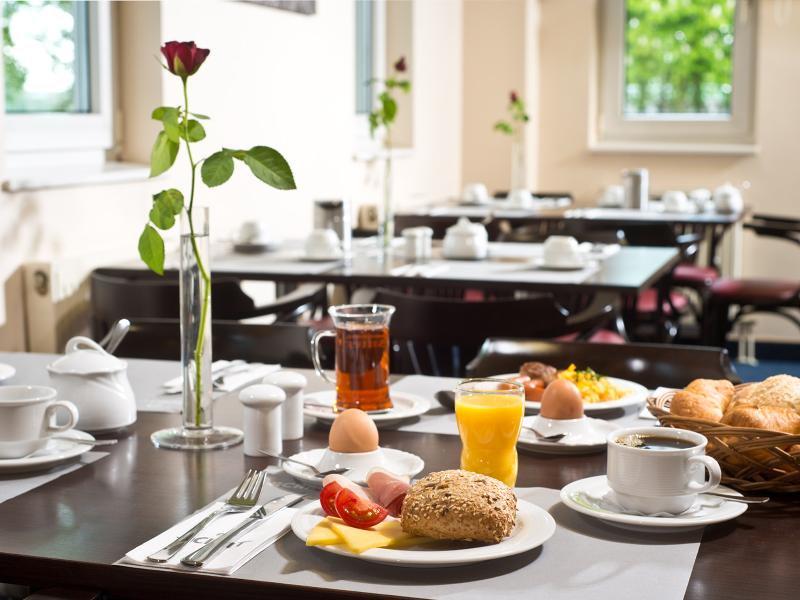 0FABFEED40A7FC112F49072AC9FEE6A7