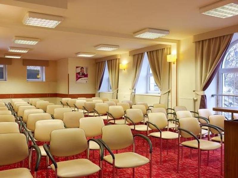 92A5488E01F277DD52E282BBB56EEB67