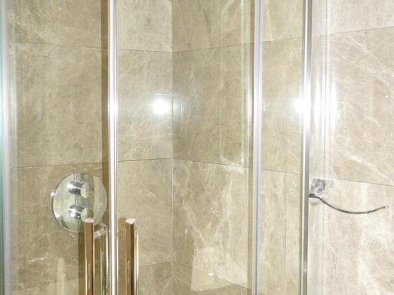 4050D49AF9D56EE8CCD92C565E0D9E5E