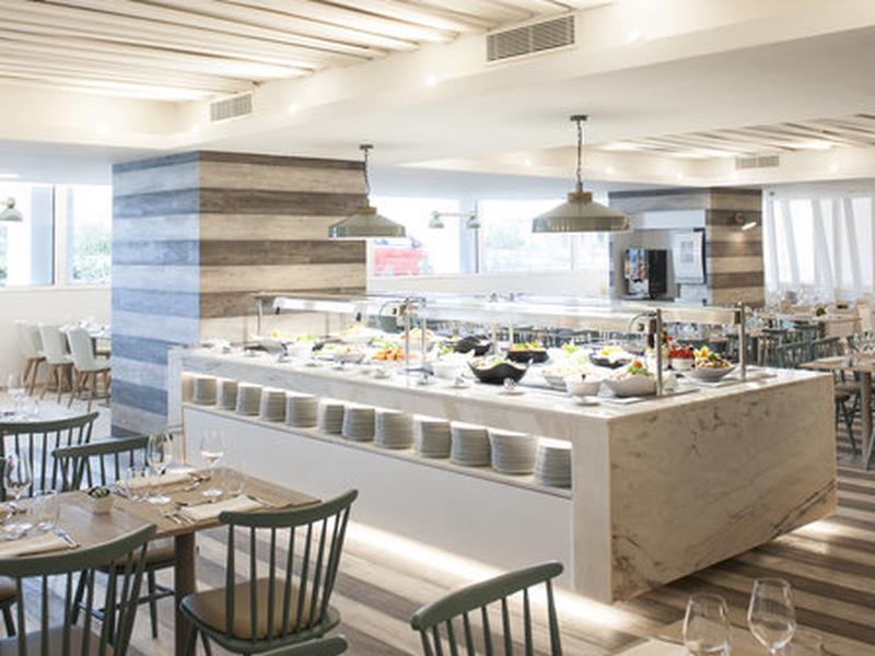 796B0C46D01FA926968E648BB5821A64