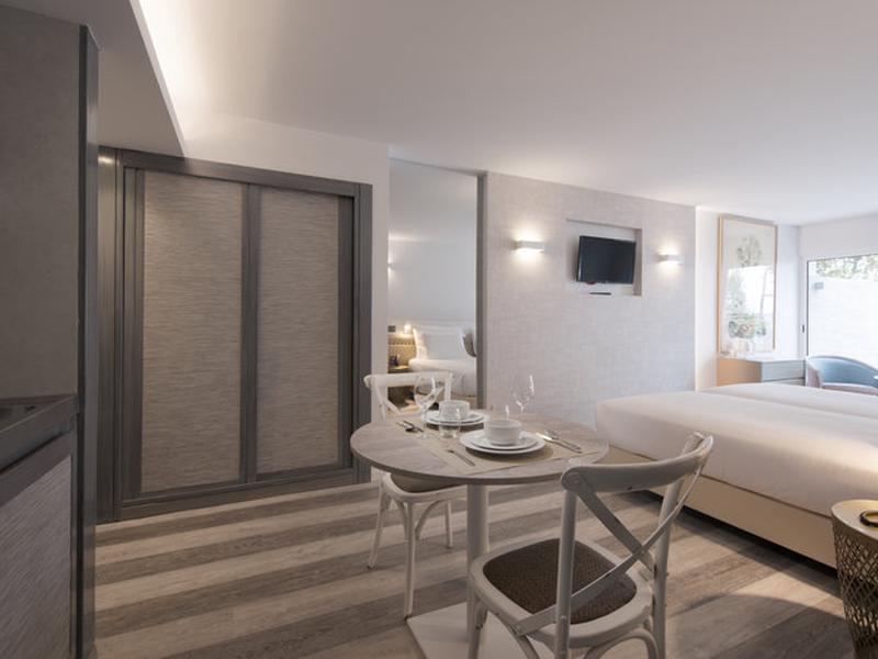 B670E1EB24655652DA361C9398F9B1E4