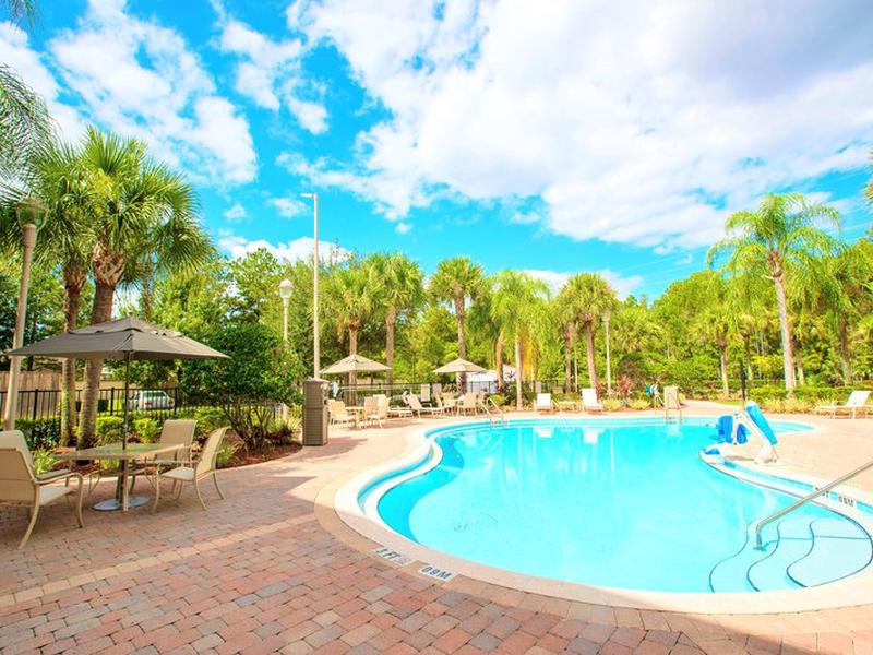 B890CFEE5204A3EC181015233E5B2756