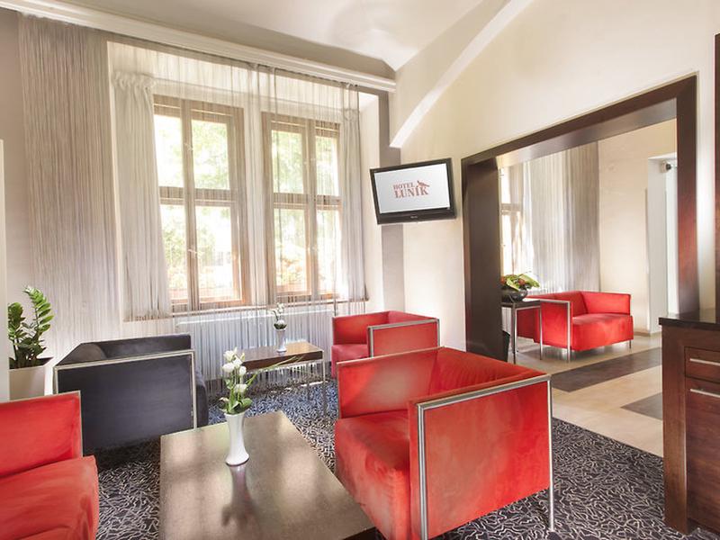 3AA683ADB90D4F20EDD7198D637BC6B4