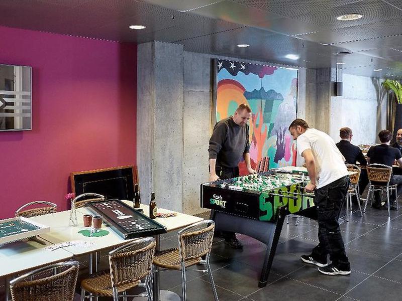 F7B0889BB1A24B7305FA1F65653D9C34