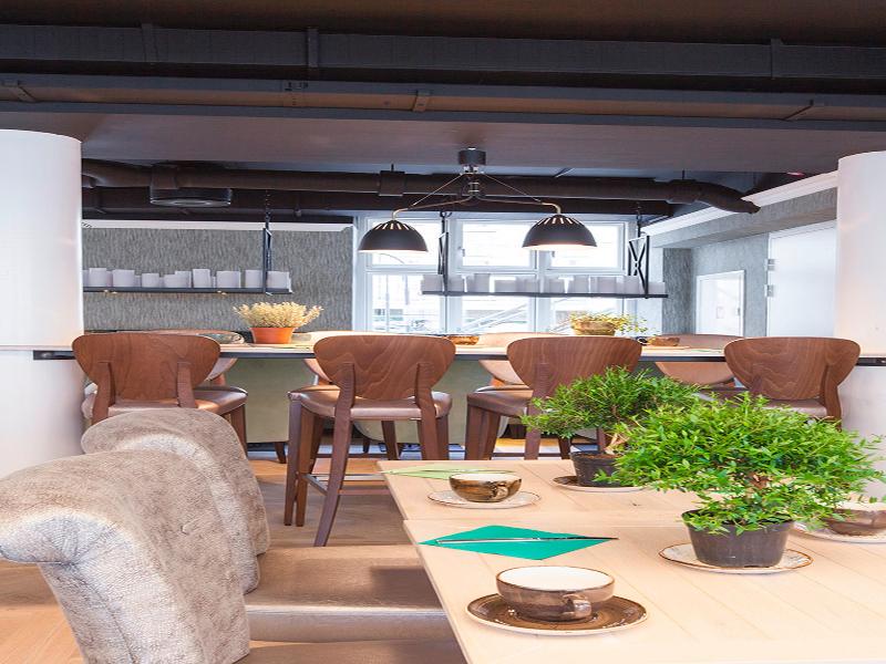 15055AB89E3BB6AE4D565E35296C5881