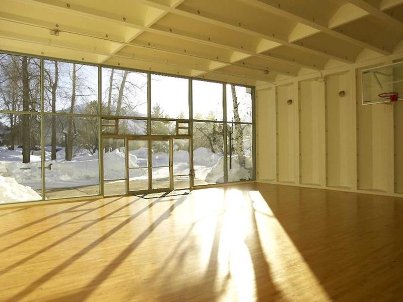 A5BDE13E8E75598059F9445FFAA9DB85