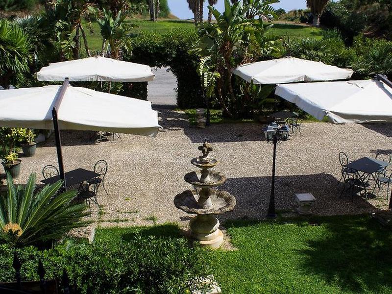 C8341A8809F84B0BA5341DDE8131EEEE