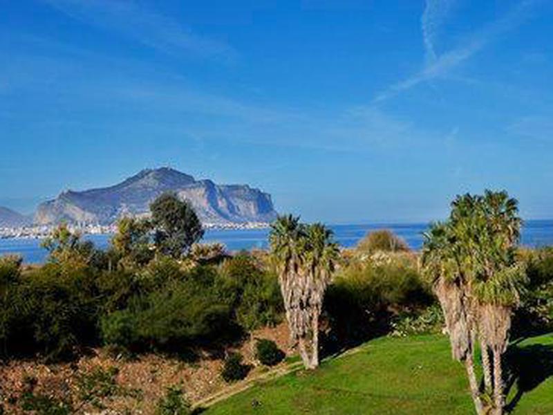 1D400DB510DD68264715BF12616B4BB5