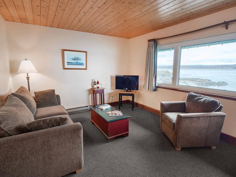 3CA4CE8D57CF3F3F40ED757FEA9BAB04