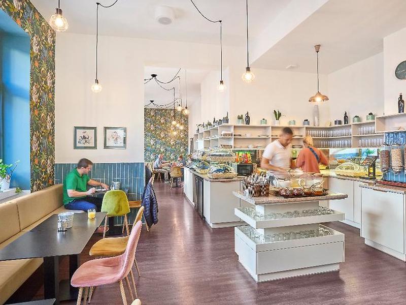 FFAC778EB79266F4C951C4208BCB3FF7