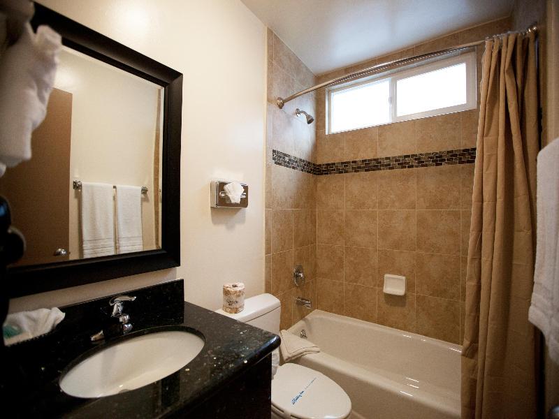 6C91B32B1CA29A4302EF07C7D6FA5A3C