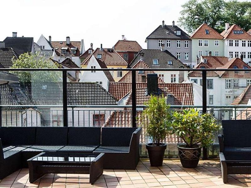 2A6C84F6AEB09C3E6B3A5D8ED08C0577