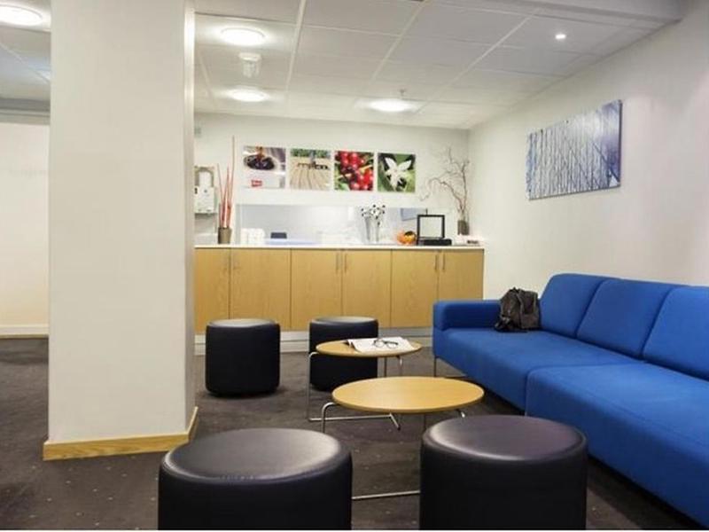 B602E68D084D8F1639BE008EF56D75BC