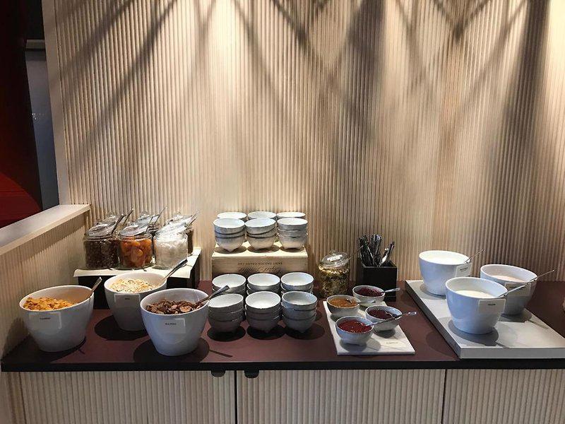 6CAFE4AA4166DAAFB8A9B397D0F934AF