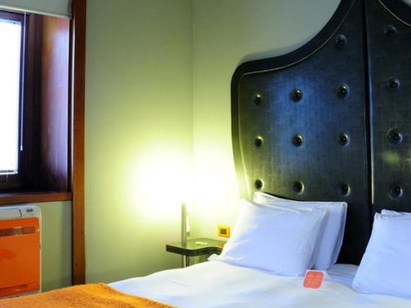 FF9C950967ED05EC1F4A33A198032D22